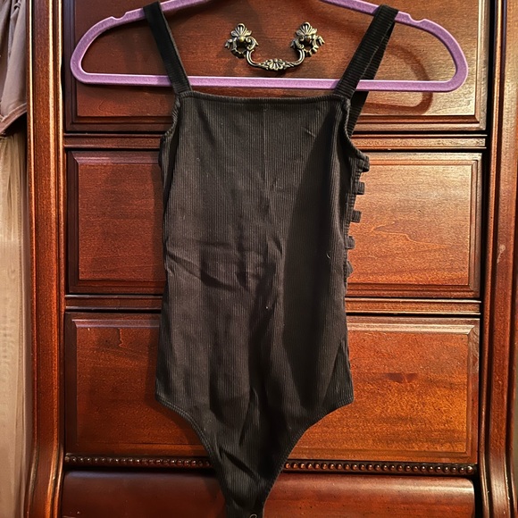 Pre loved black bodysuit - Picture 2 of 3